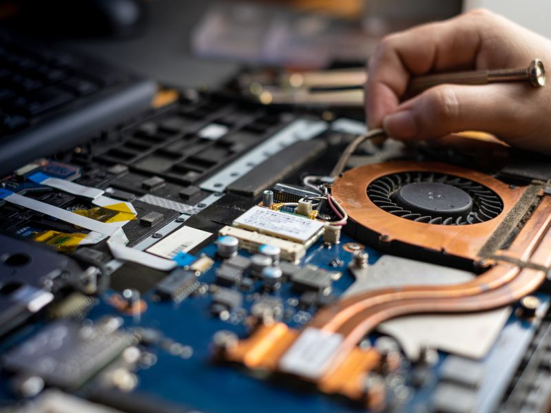 Assistenza e Riparazione Computer a Novate Milanese